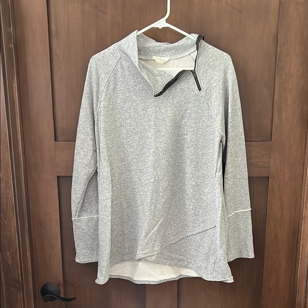 Gray Sweatshirt with Collar Detail